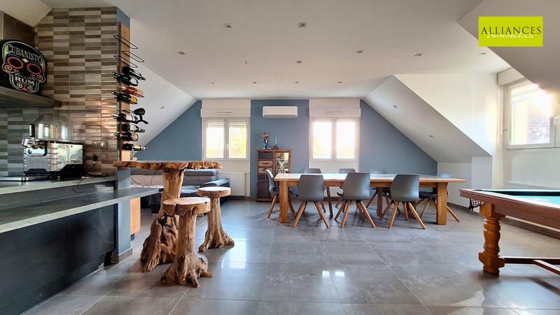 Maison - 172 m² - 7 pièces