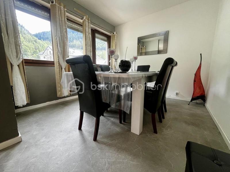 Appartement - 90 m² - 5 pièces