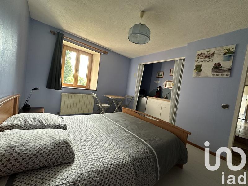 Maison - 317 m² - 13 pièces