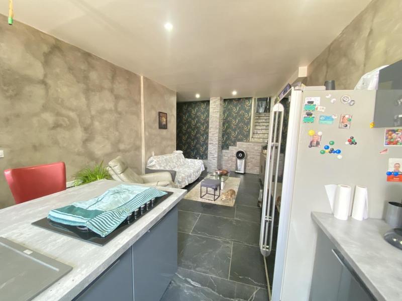 Maison - 145 m² - 7 pièces