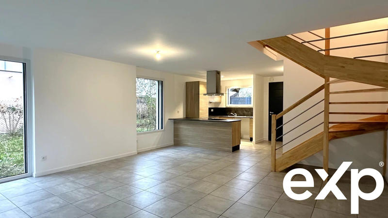 Maison - 96 m² - 4 pièces