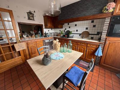 Maison - 180 m² - 5 pièces