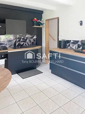 Maison - 103 m² - 5 pièces