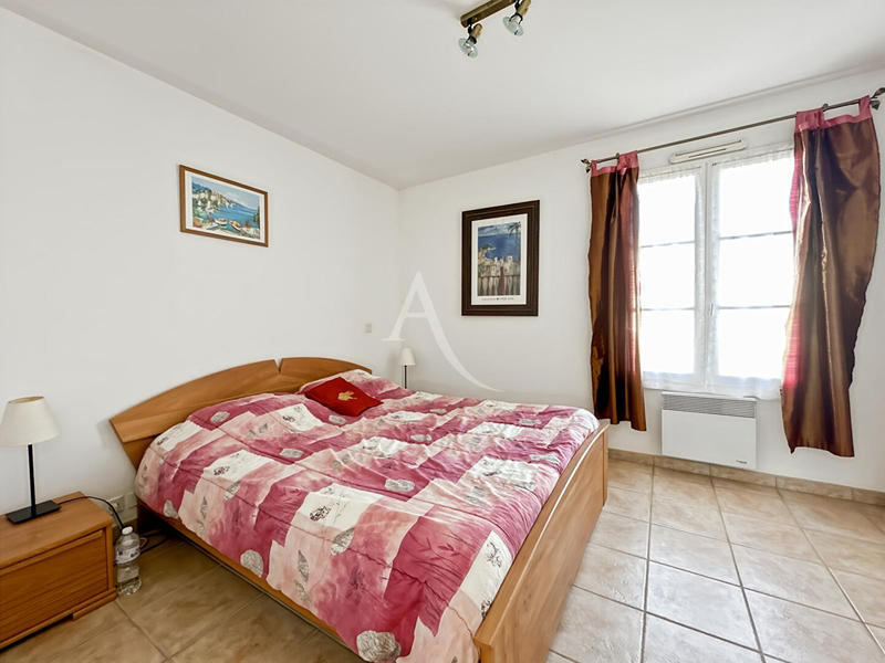 Maison - 99 m² - 4 pièces