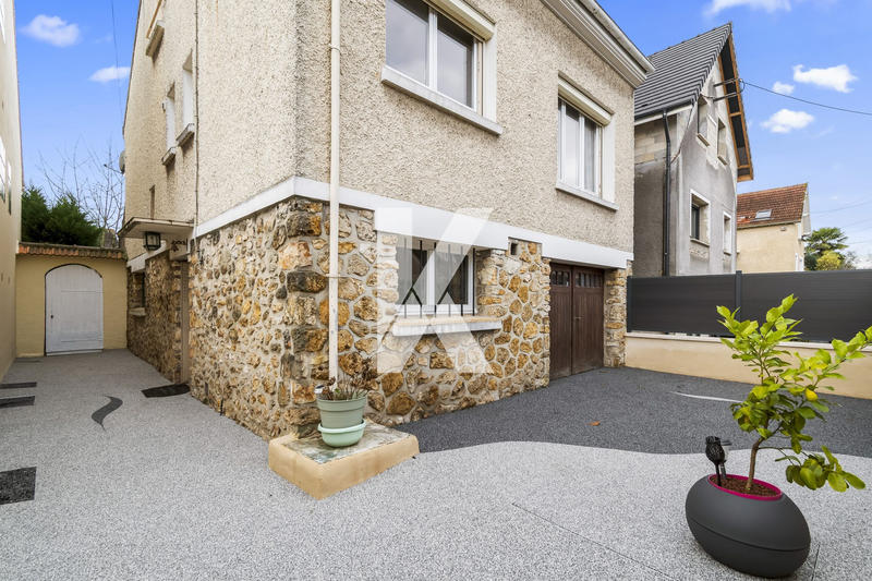 Maison ancienne - 134 m² - 6 pièces