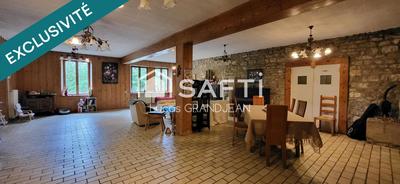 Maison - 329 m² - 8 pièces