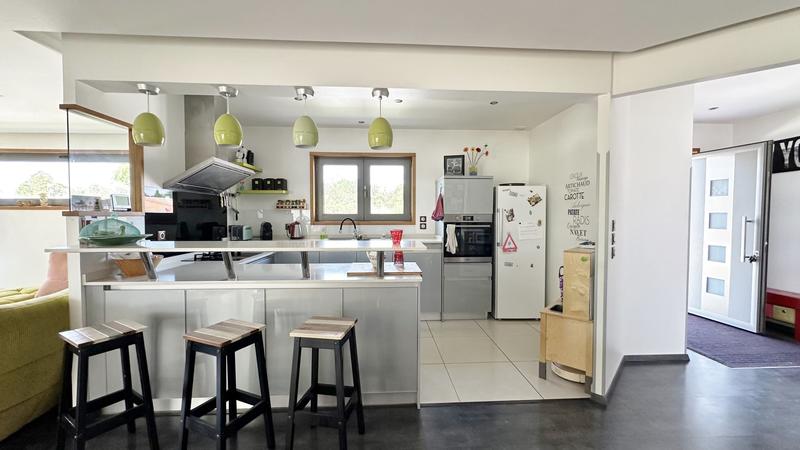 Maison contemporaine - 129 m² - 4 pièces