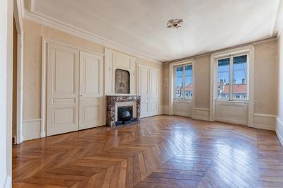 Appartement - 115 m² - 3 pièces