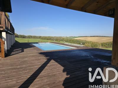 Maison - 163 m² - 6 pièces