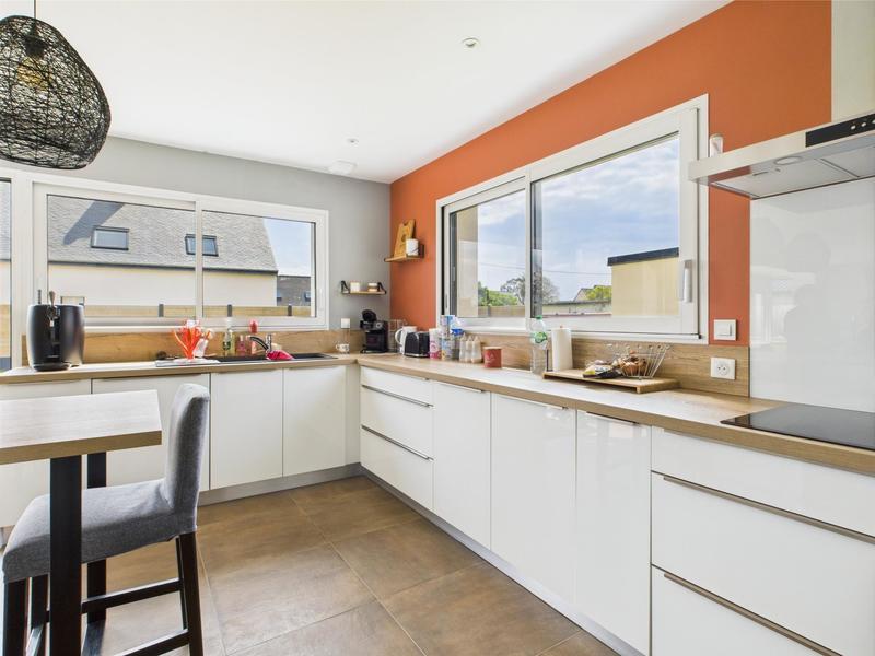 Maison - 127 m² - 5 pièces