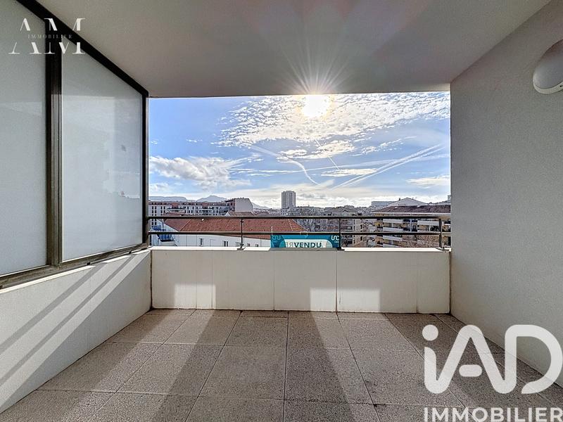 Appartement - 56 m² - 3 pièces