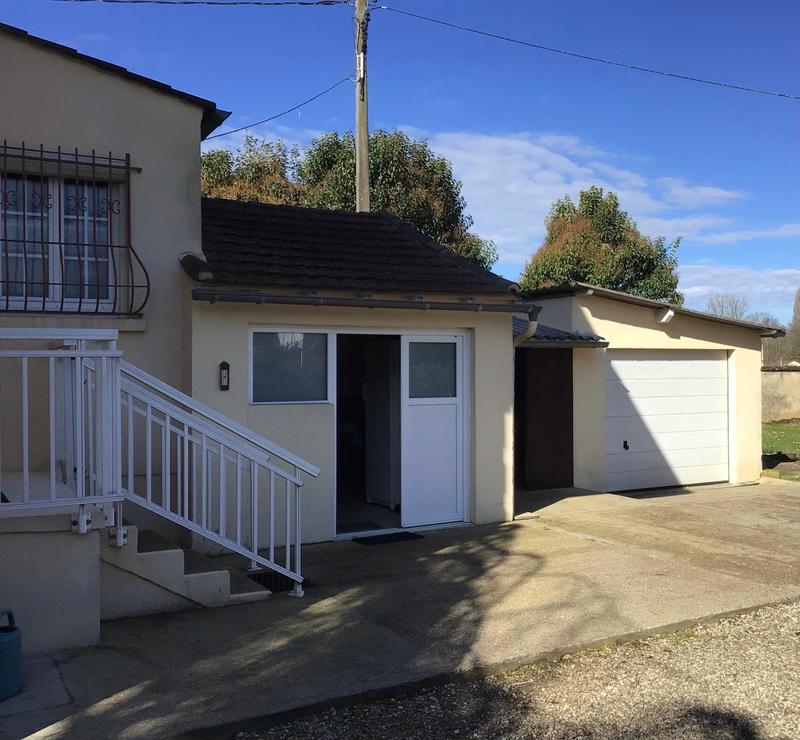 Maison - 137 m² - 8 pièces