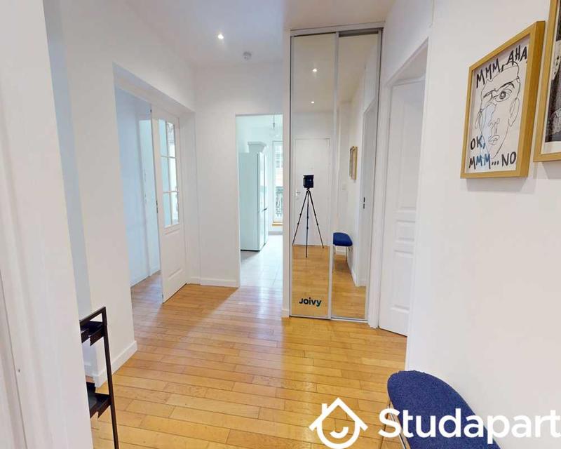 Chambre - 65 m² - 1 pièce