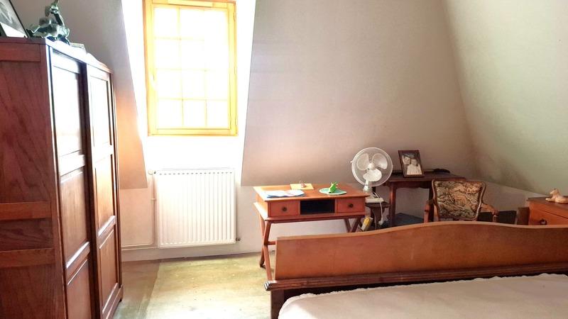 Demeure - 324 m² - 13 pièces