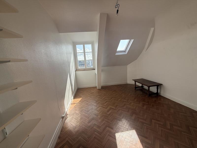 Maison - 160 m² - 8 pièces