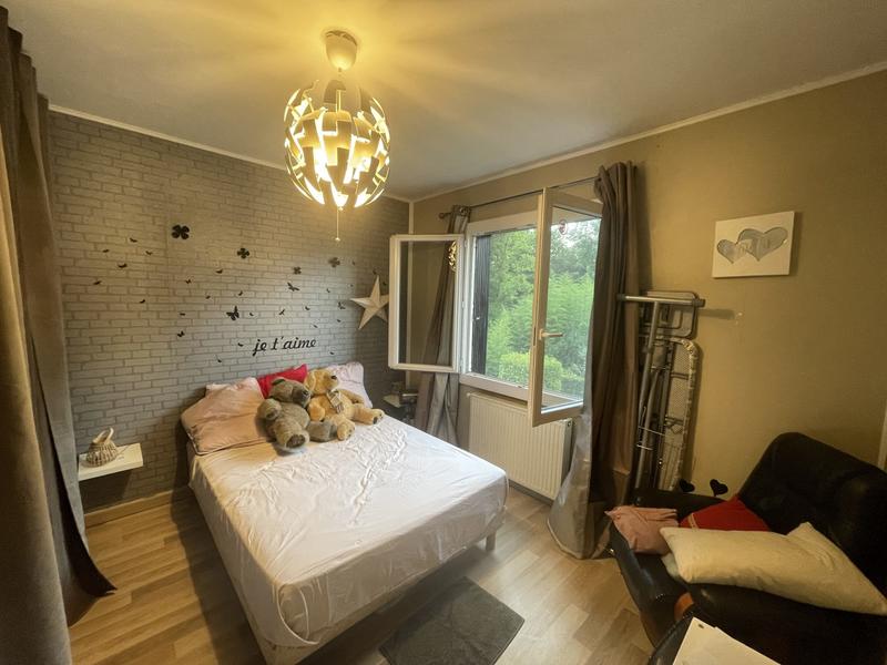 Maison traditionnelle - 108 m² - 6 pièces