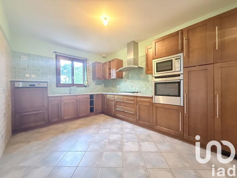 Maison - 262 m² - 5 pièces