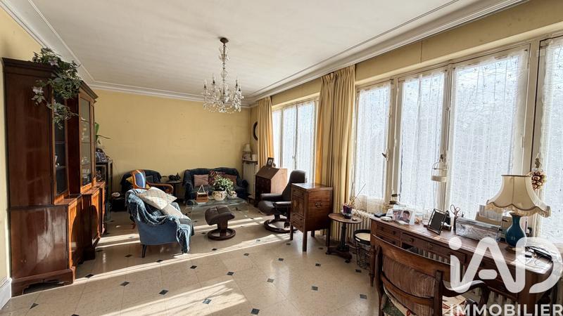 Maison - 148 m² - 7 pièces