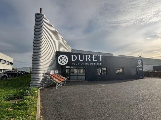 Local d'activités - 440 m²