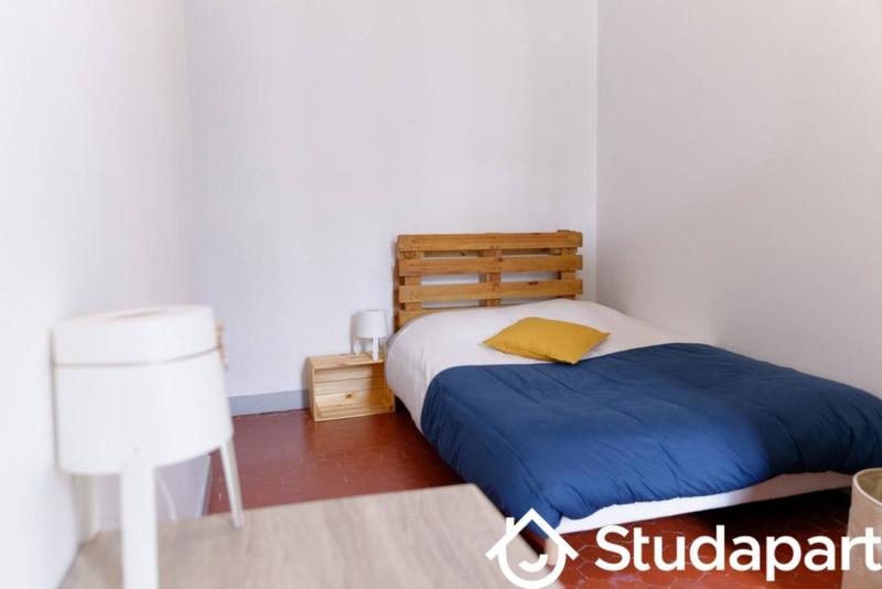 Chambre - 16 m² - 1 pièce