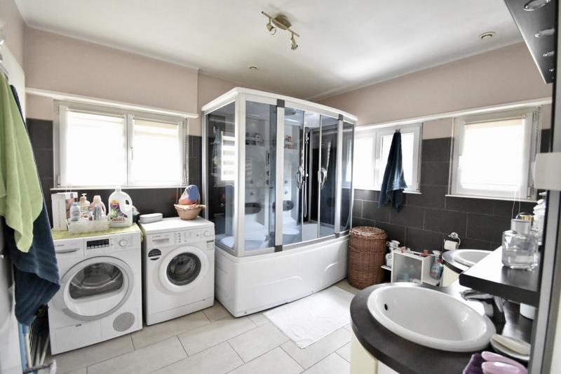 Maison - 94 m² - 4 pièces