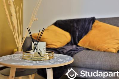 Chambre - 11 m² - 1 pièce