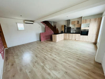 Maison - 104 m² - 5 pièces