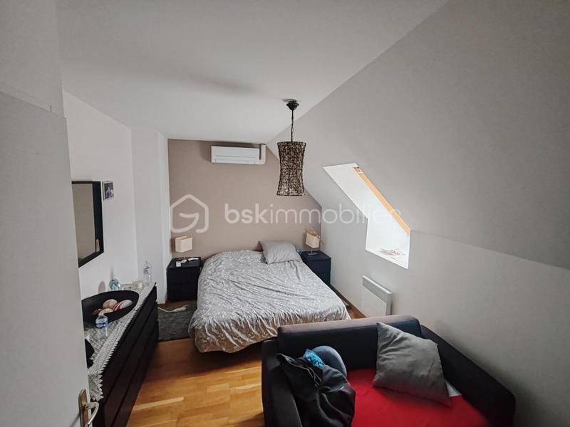 Maison traditionnelle - 100 m² - 5 pièces