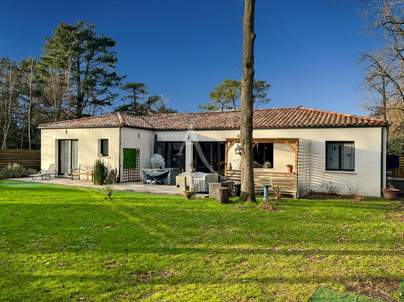 Maison - 155 m² - 6 pièces