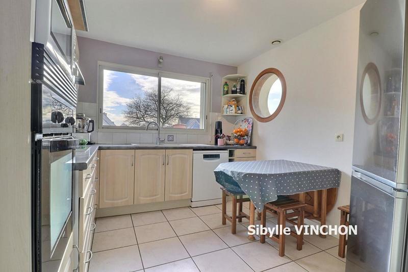 Maison - 111 m² - 7 pièces