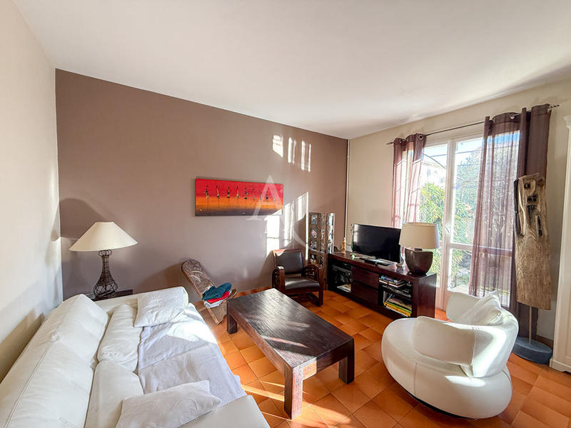 Maison - 94 m² - 4 pièces