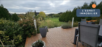 Maison - 223 m² - 7 pièces