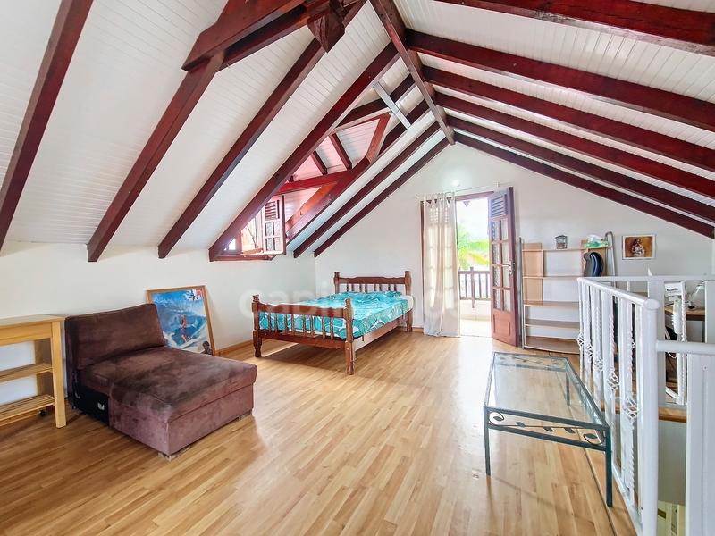 Maison - 152 m² - 6 pièces