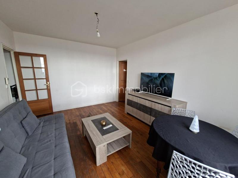 Appartement - 64 m² - 2 pièces