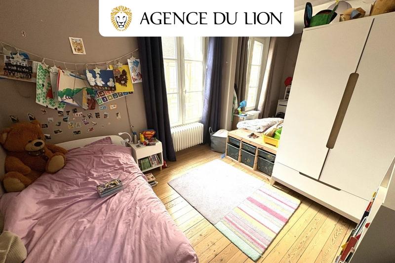 Maison - 151 m² - 7 pièces