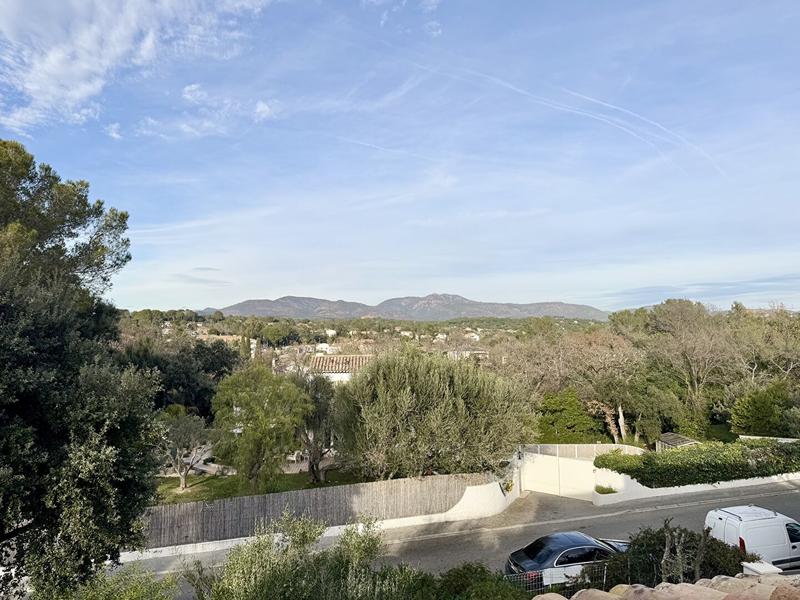 Villa - 365 m² - 11 pièces