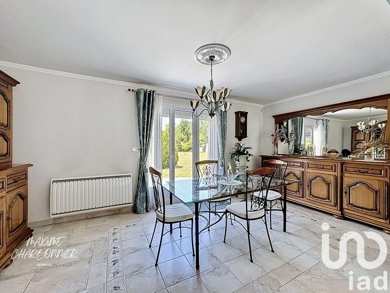 Maison - 186 m² - 8 pièces