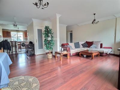 Appartement - 89 m² - 4 pièces