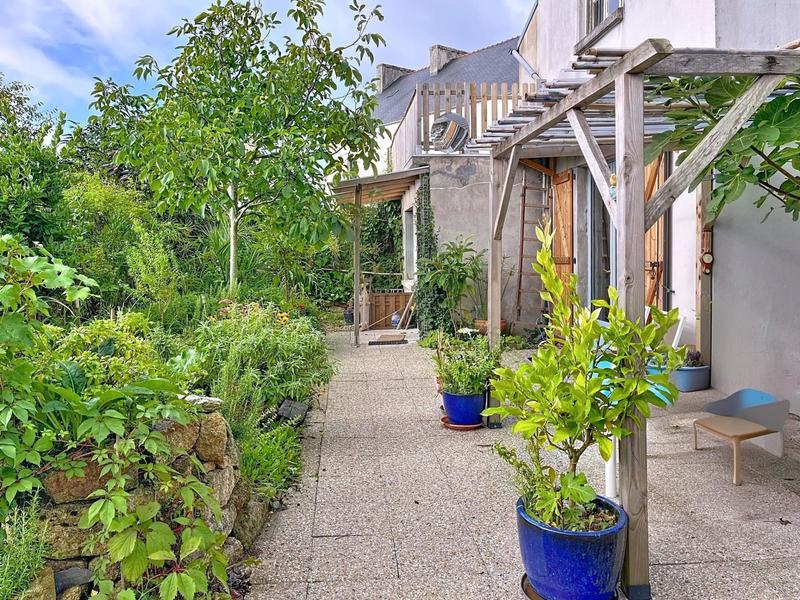 Maison - 215 m² - 10 pièces