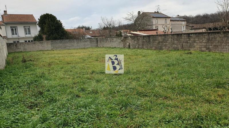 Terrain constructible - 526 m²