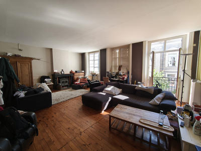 Appartement - 153 m² - 5 pièces