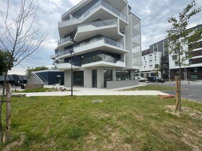 Local commercial - 200 m²