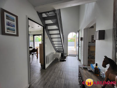 Maison traditionnelle - 130 m² - 5 pièces