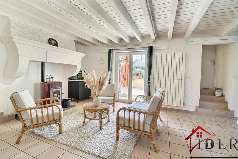 Maison - 225 m² - 7 pièces