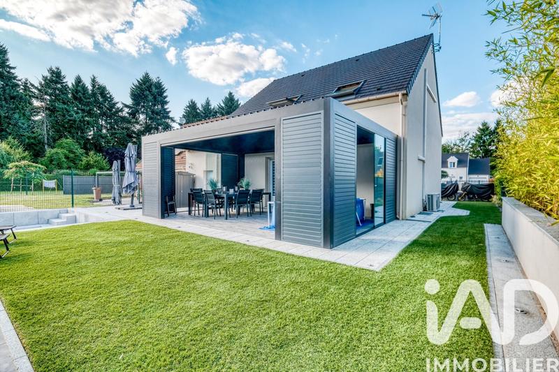 Maison - 140 m² - 6 pièces