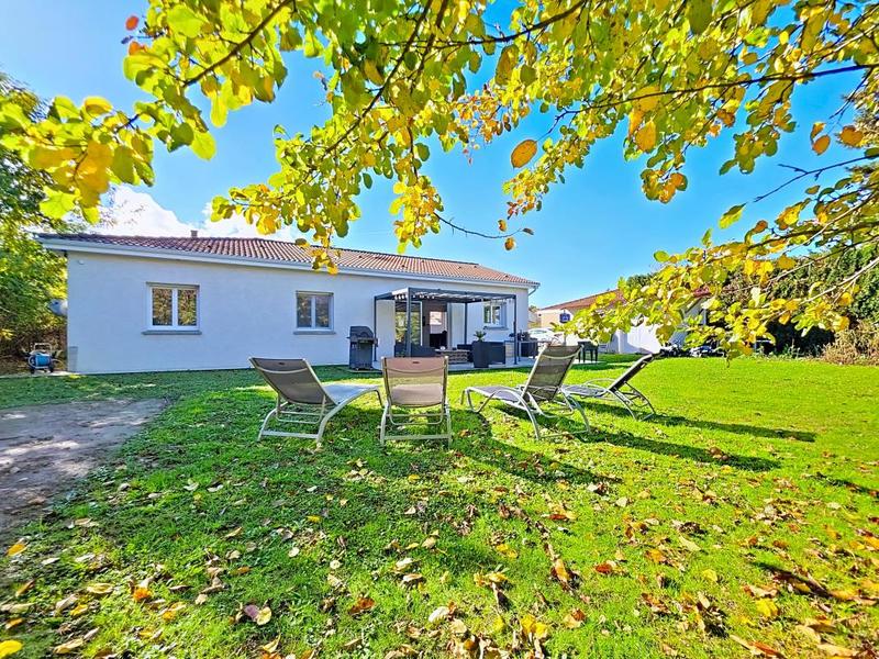 Maison - 110 m² - 4 pièces