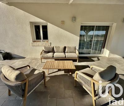 Maison - 180 m² - 10 pièces