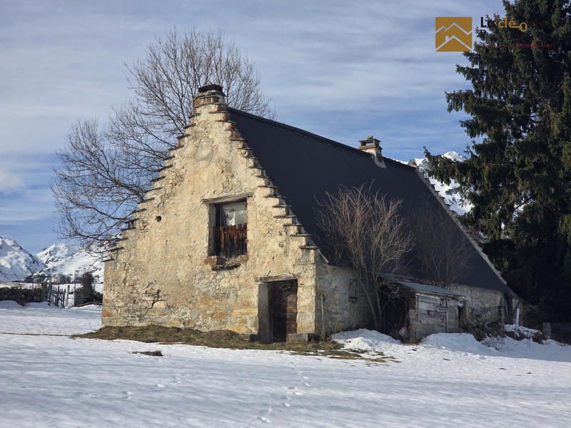 Maison ancienne - 200 m² - 2 pièces