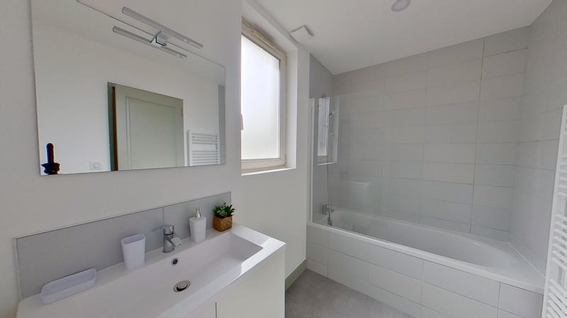 Appartement - 103 m² - 5 pièces