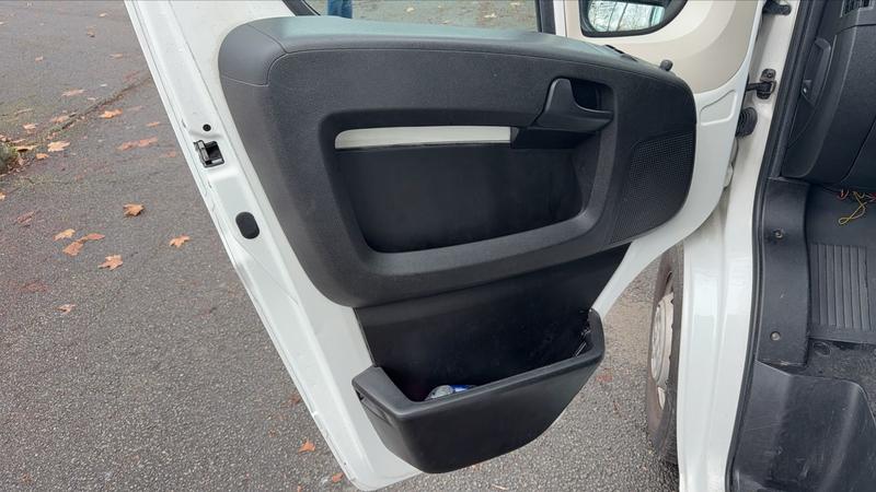 Peugeot Boxer Vu 2.2 BlueHDi 140 .